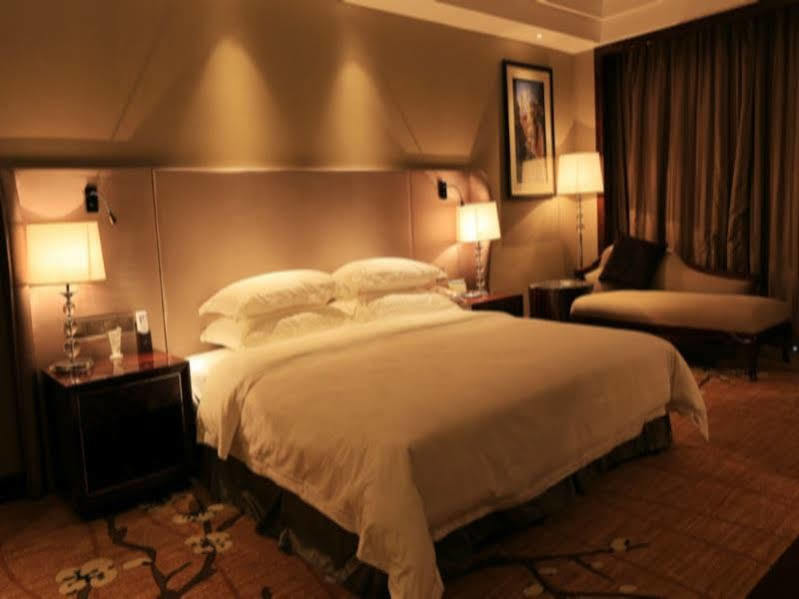 Country Garden Phoenix Hotel Kaiping Jiangmen Exterior foto